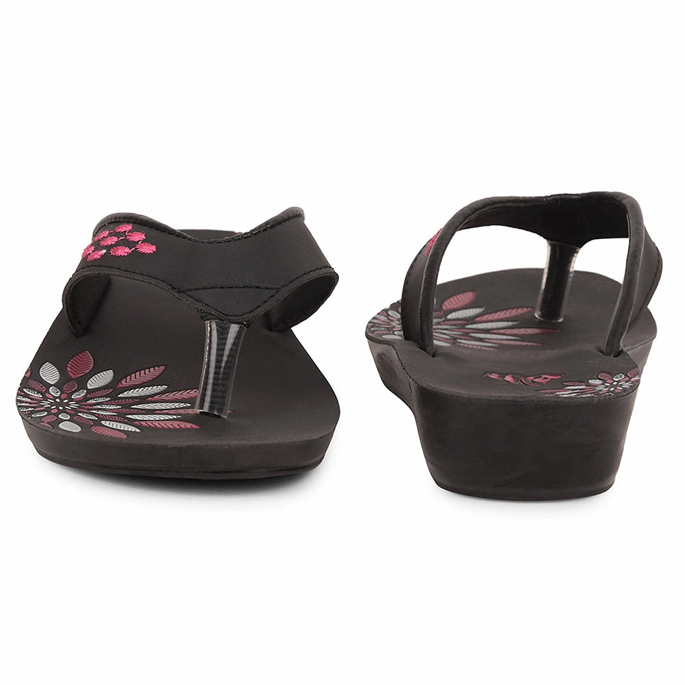 A-HA Black Casual Slipper For Women AVNI-10 By Liberty
