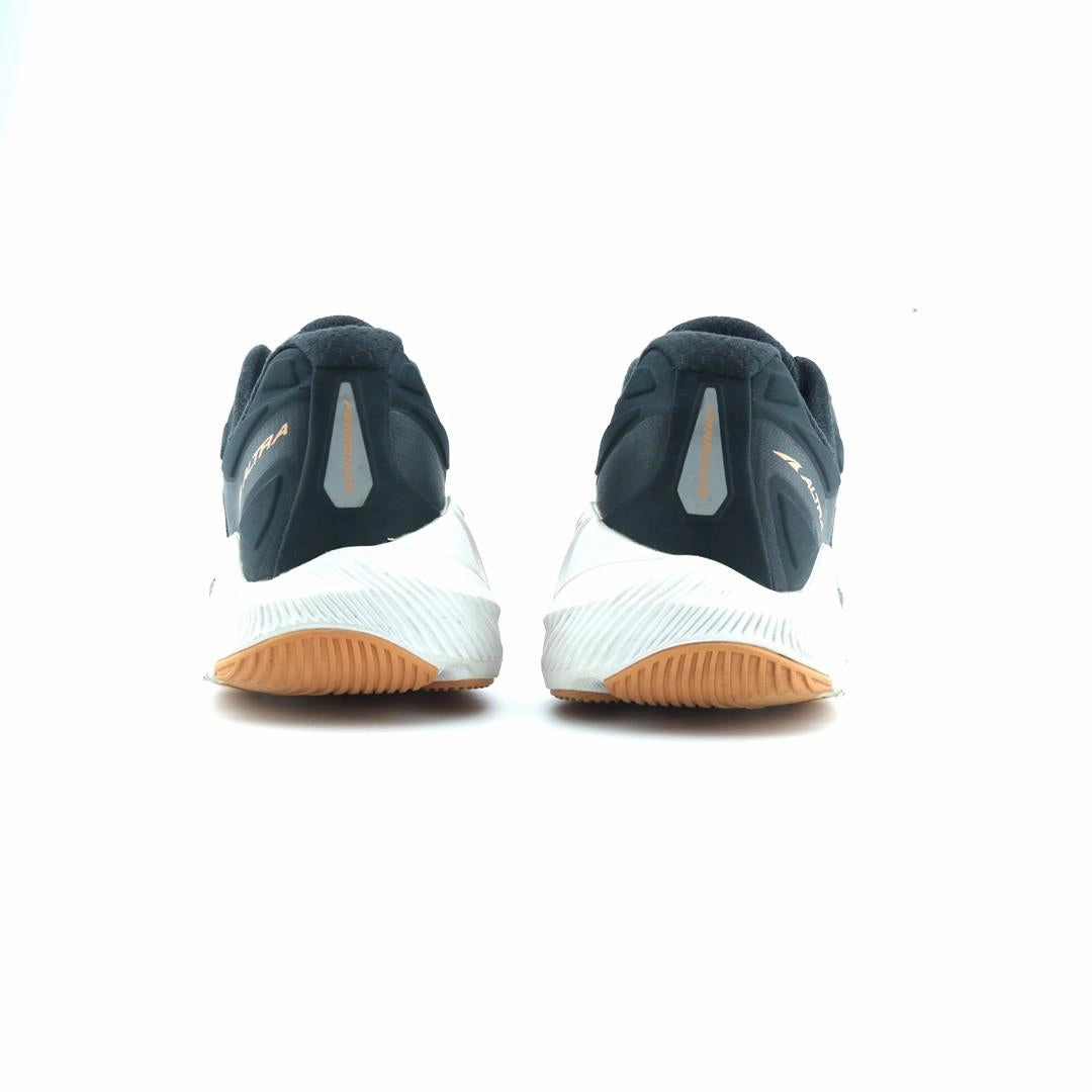 ALTRA PARADIGM 6