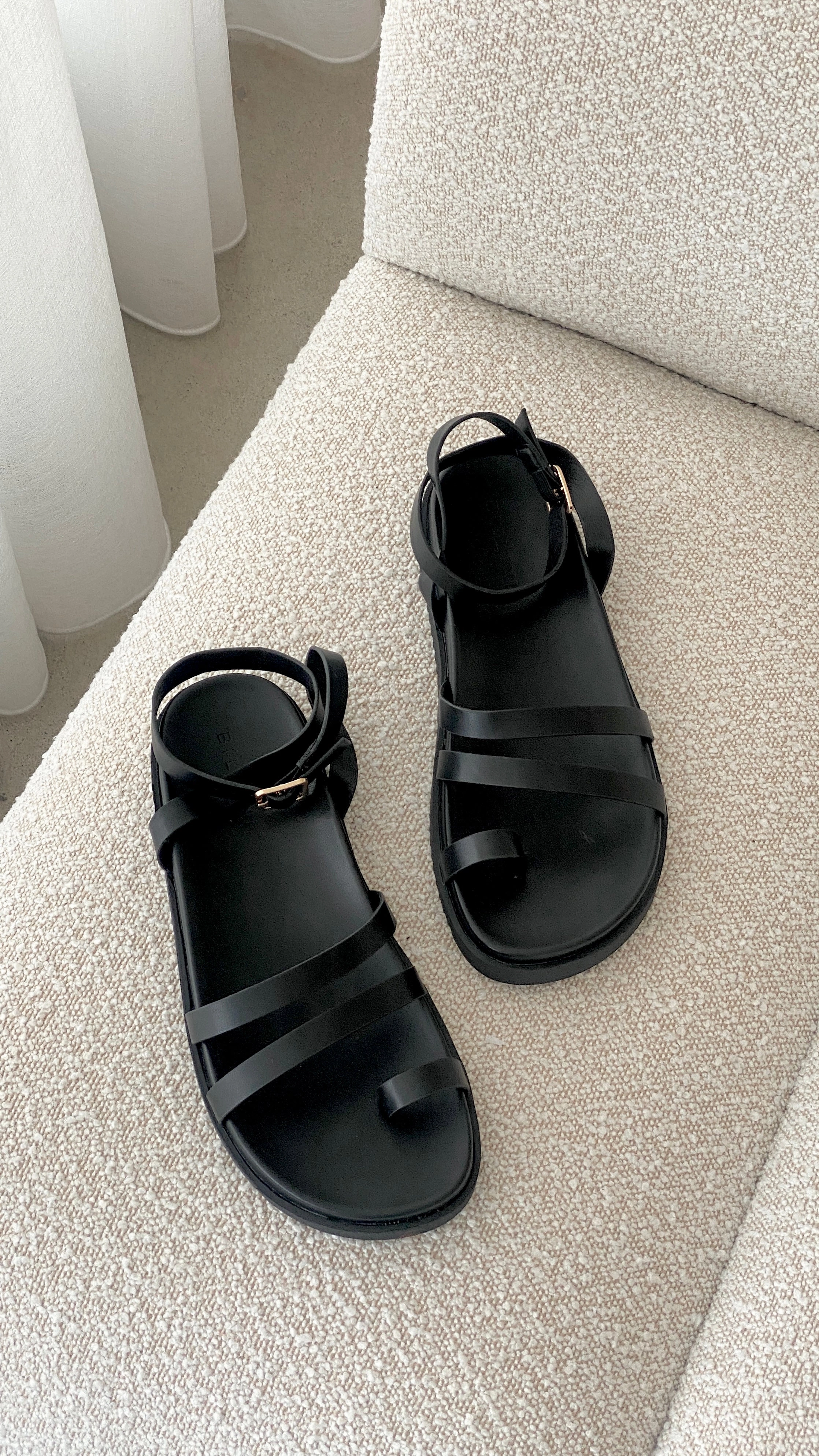 Astrid Sandal - Black