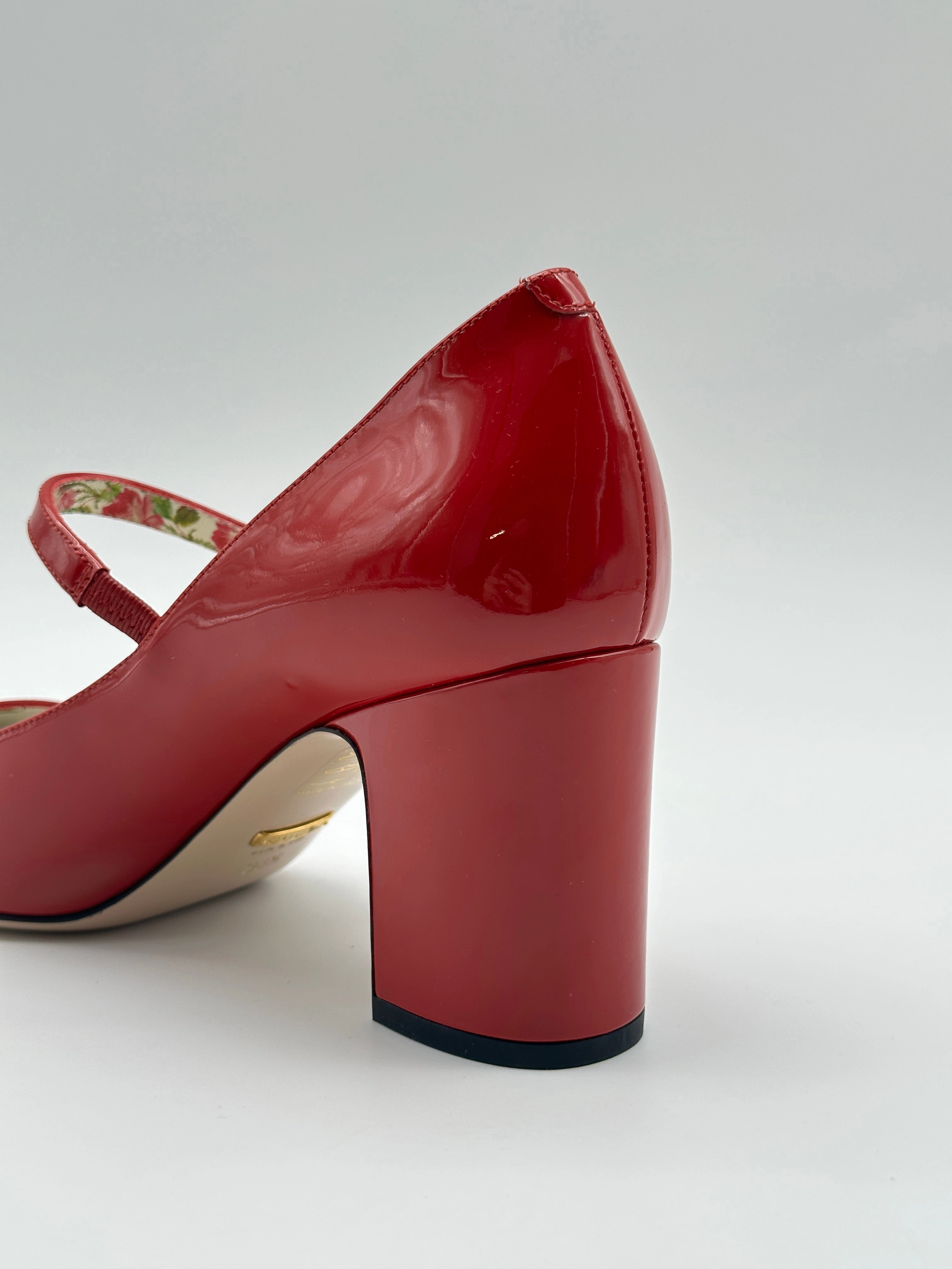 Bee Heels