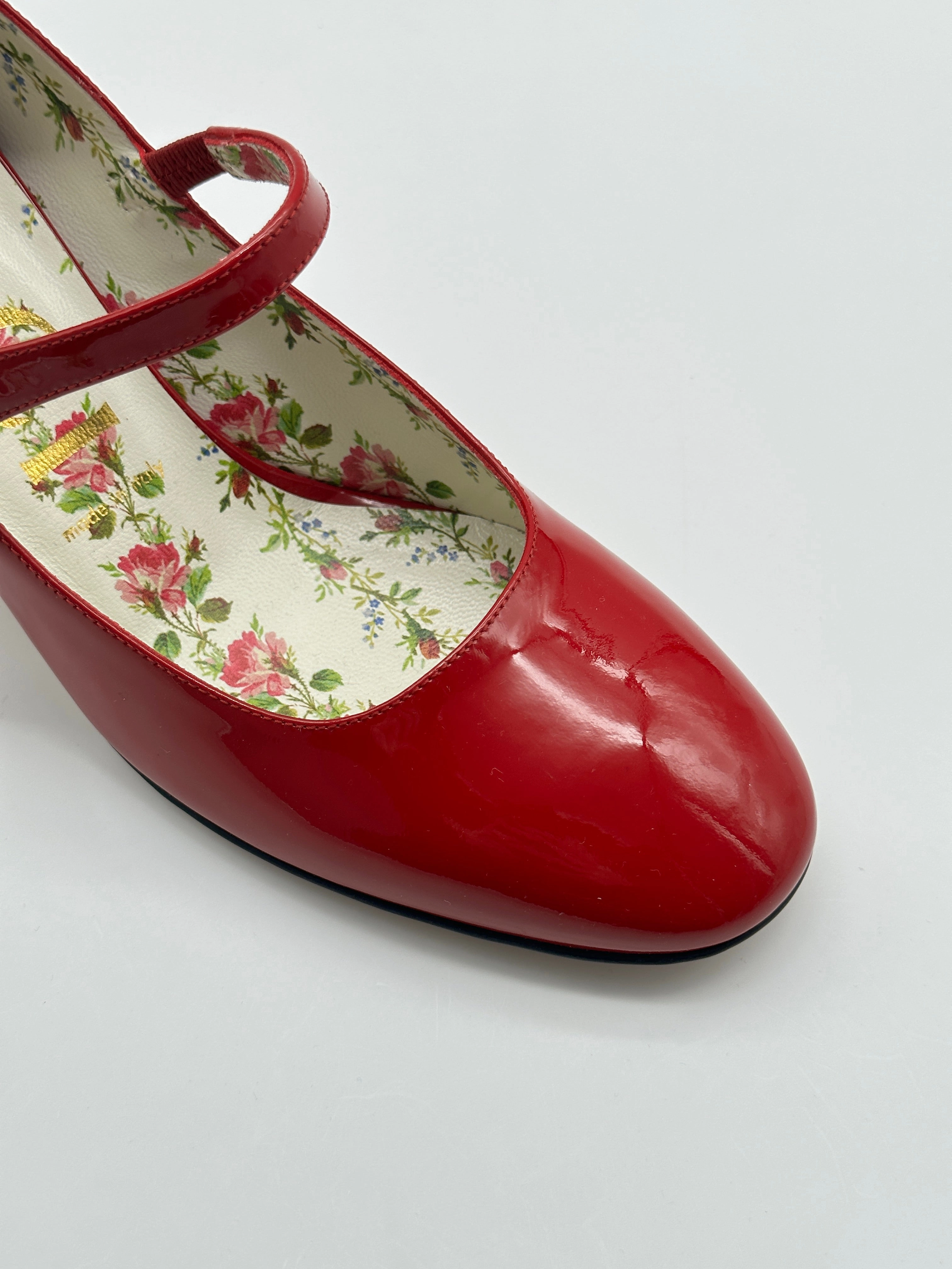 Bee Heels
