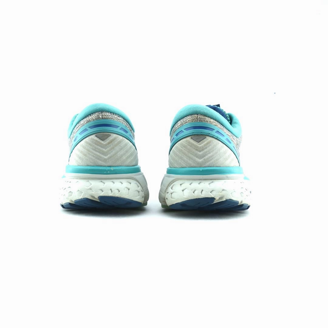 BROOKS GHOST 11