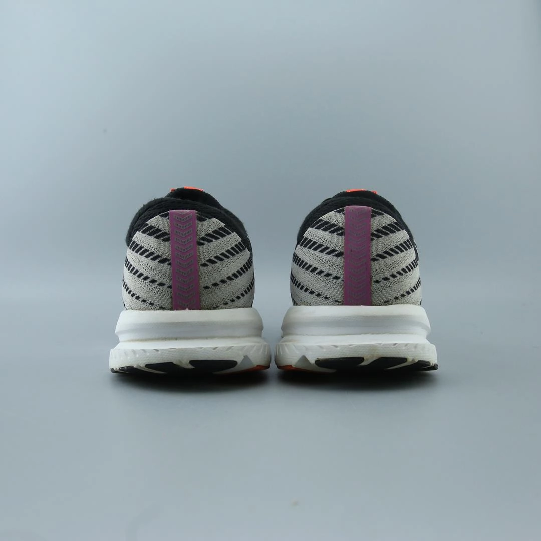 BROOKS LAUNCH 6