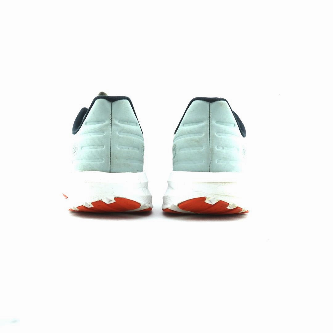 BROOKS LAUNCH 9