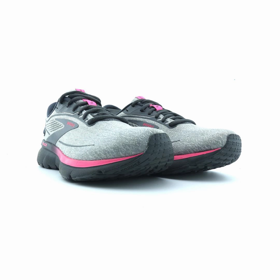 BROOKS TRACE 2