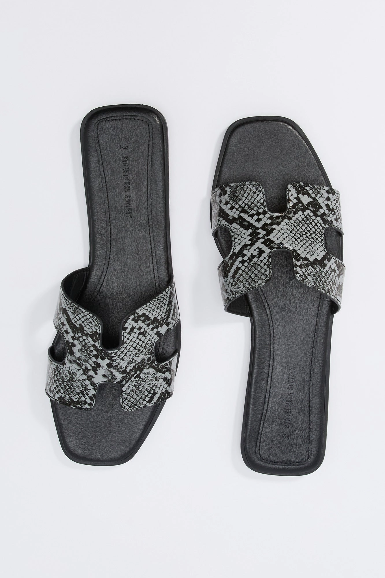H Band Sandal