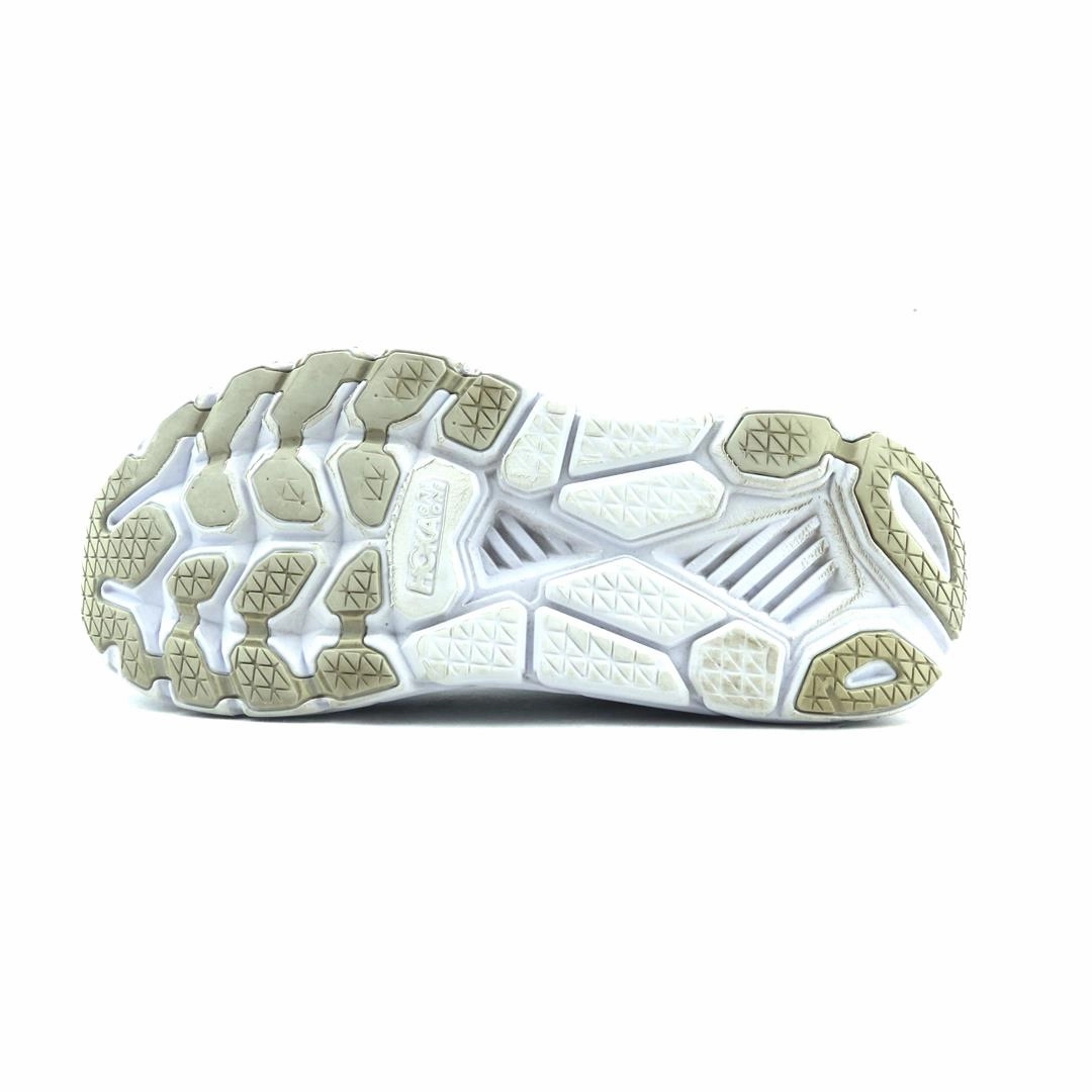 HOKA ONE ONE CLIFTON 6