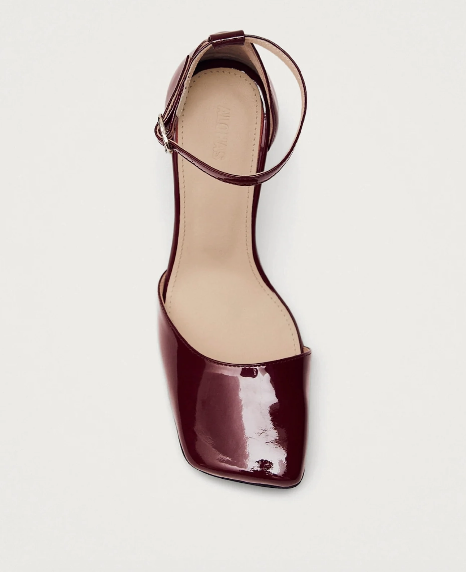 Liebe Onix Burgundy Leather Pumps