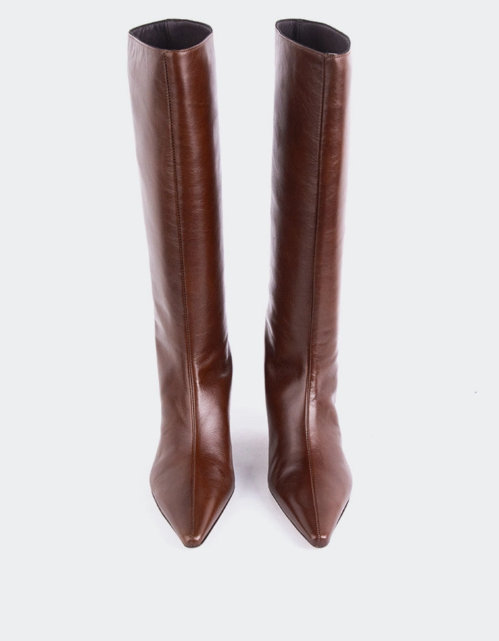 Merit Chestnut Leather