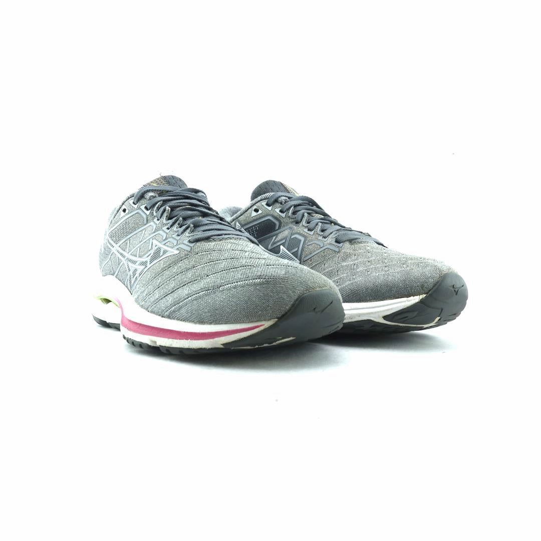 MIZUNO WAVE INSPIRE 18