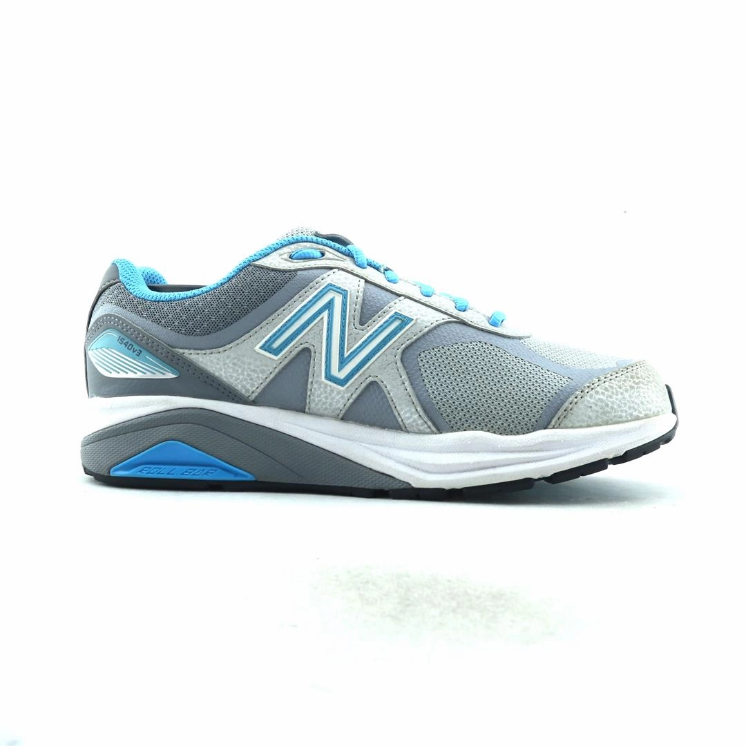 NEW BALANCE 1540V3