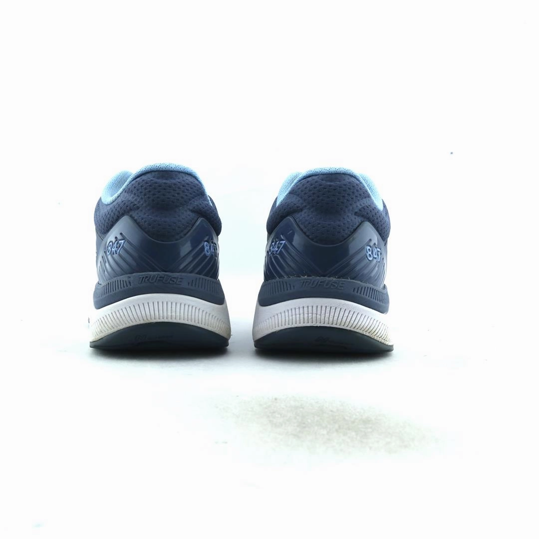 NEW BALANCE 847 V4