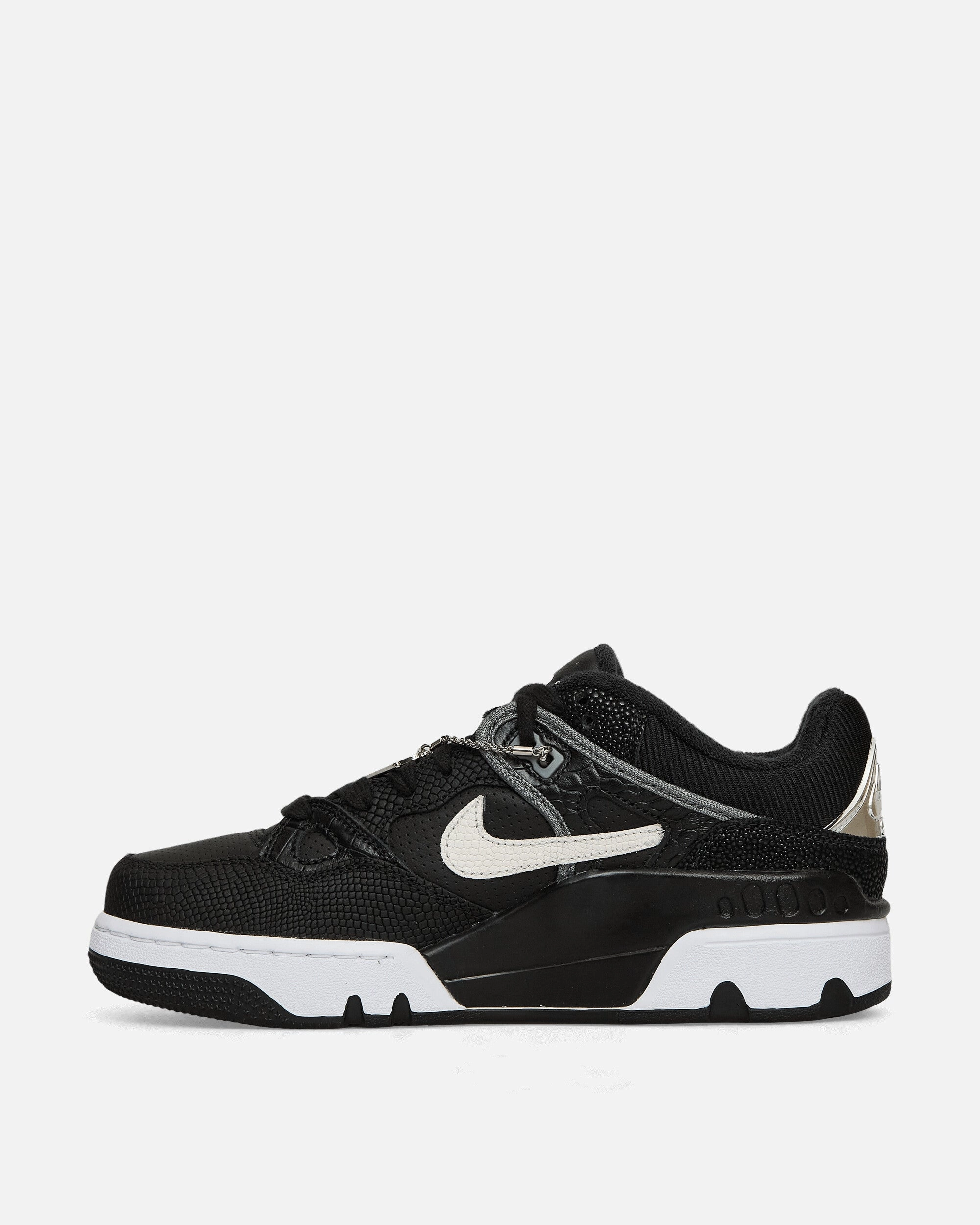 NIGO Air Force 3 Low Sneakers Black / White