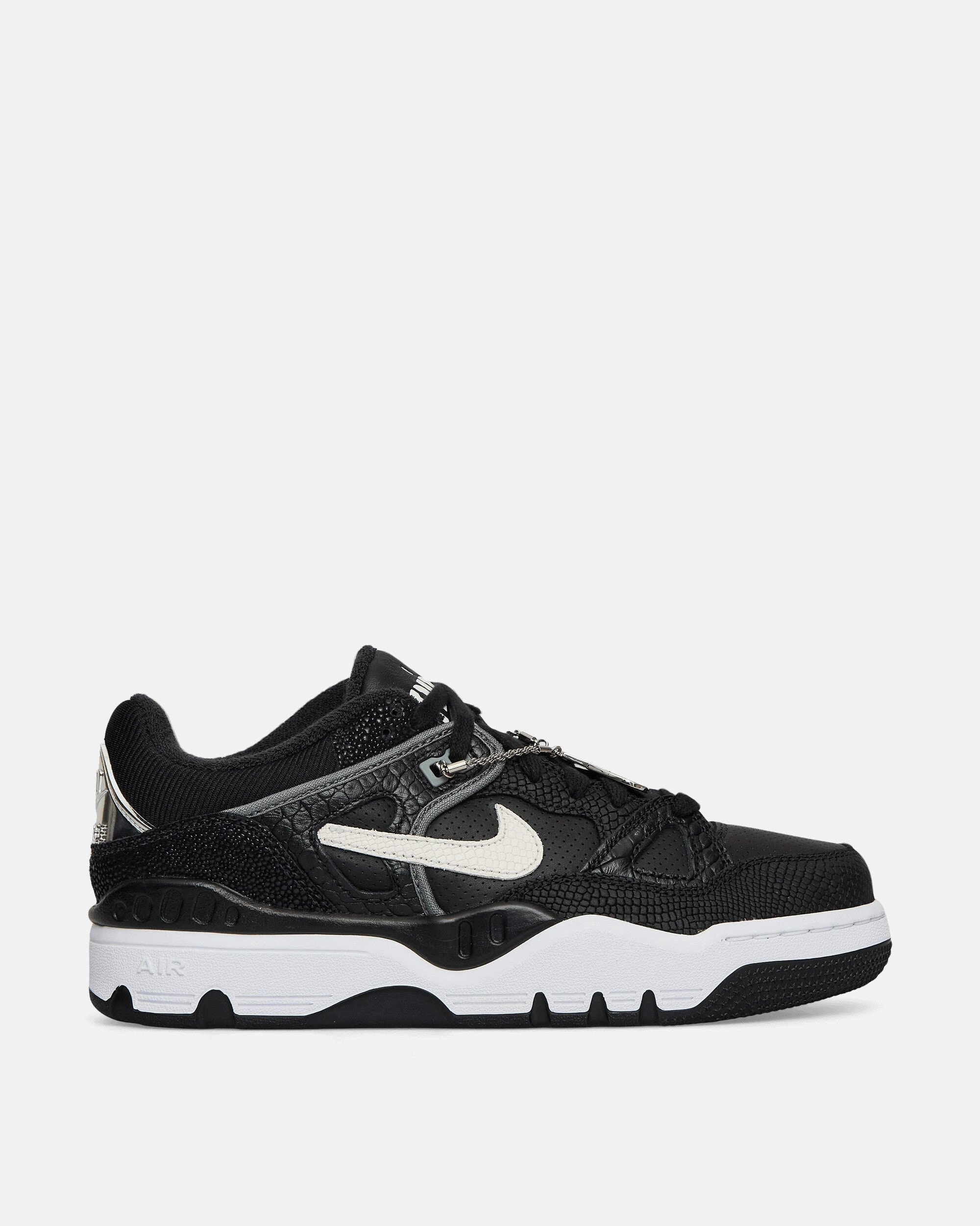 NIGO Air Force 3 Low Sneakers Black / White