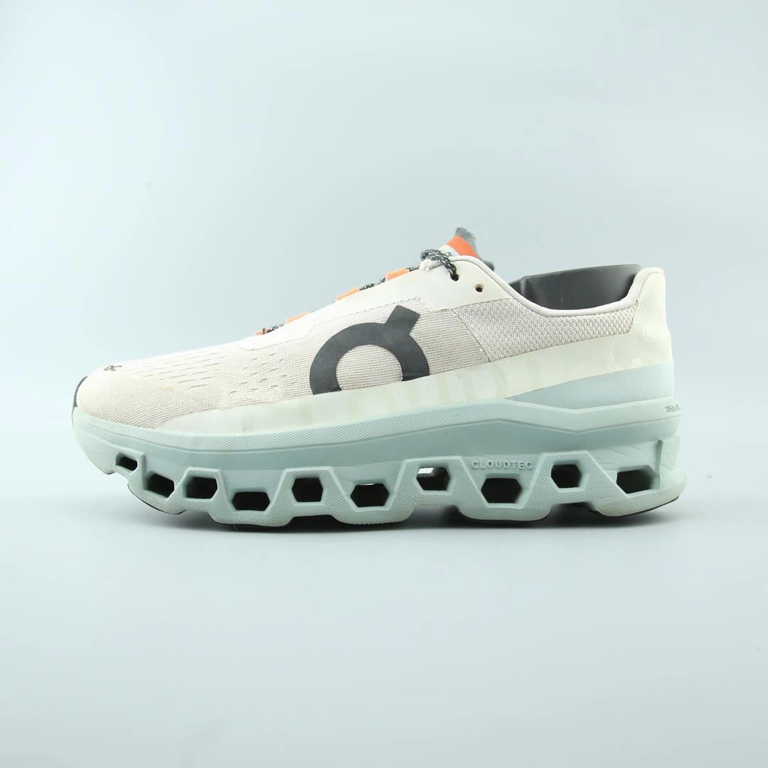 ON CLOUD MONSTER