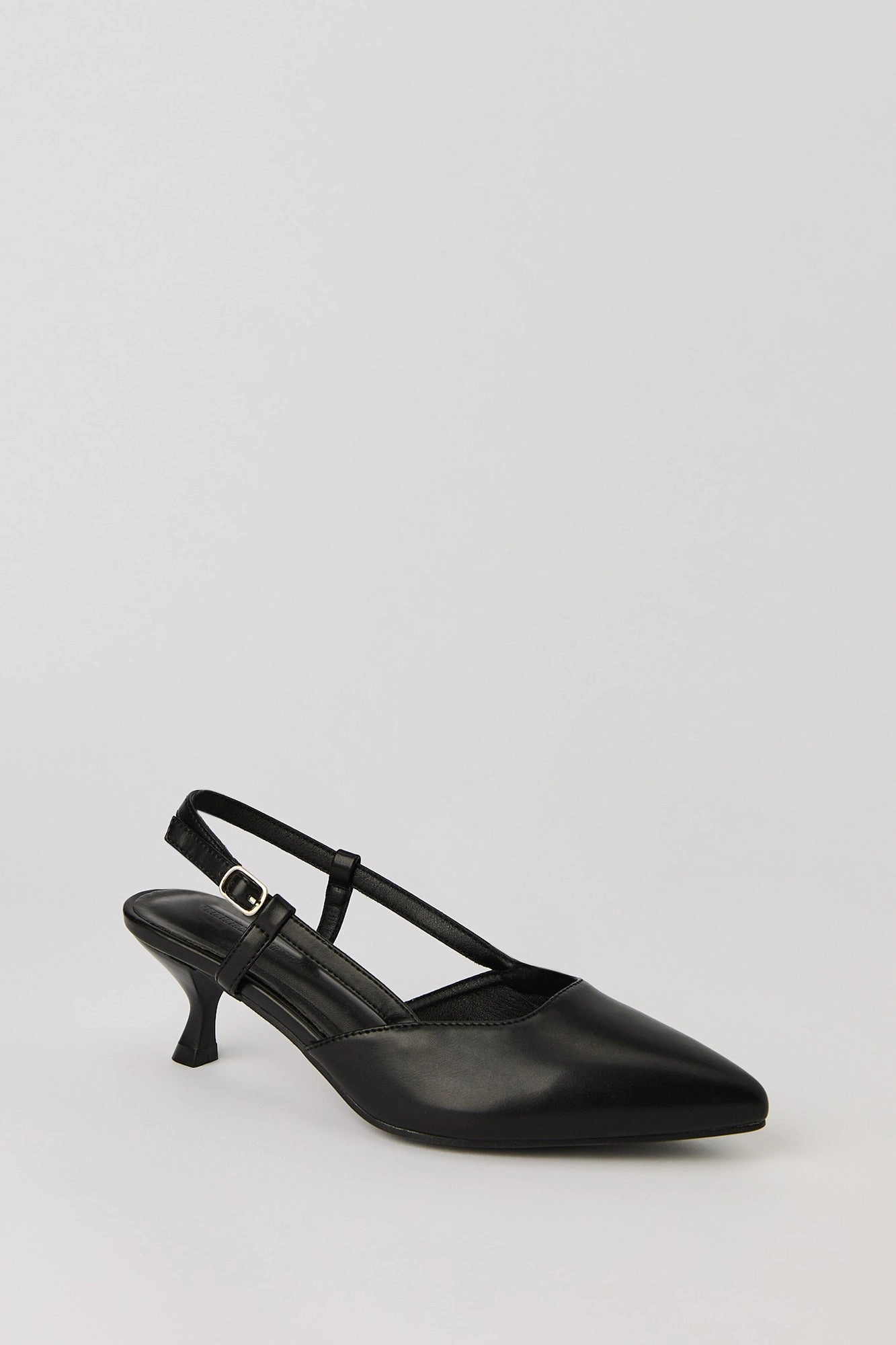 Pointed Toe Slingback Kitten Heel