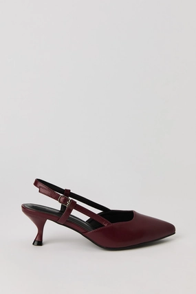 Pointed Toe Slingback Kitten Heel