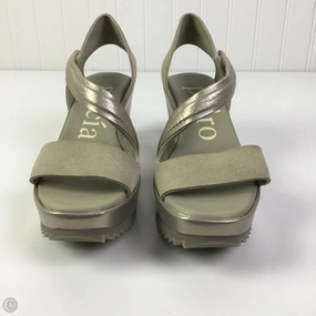 Sandals Heels Wedge By Cma In Grey, Size: 8.5