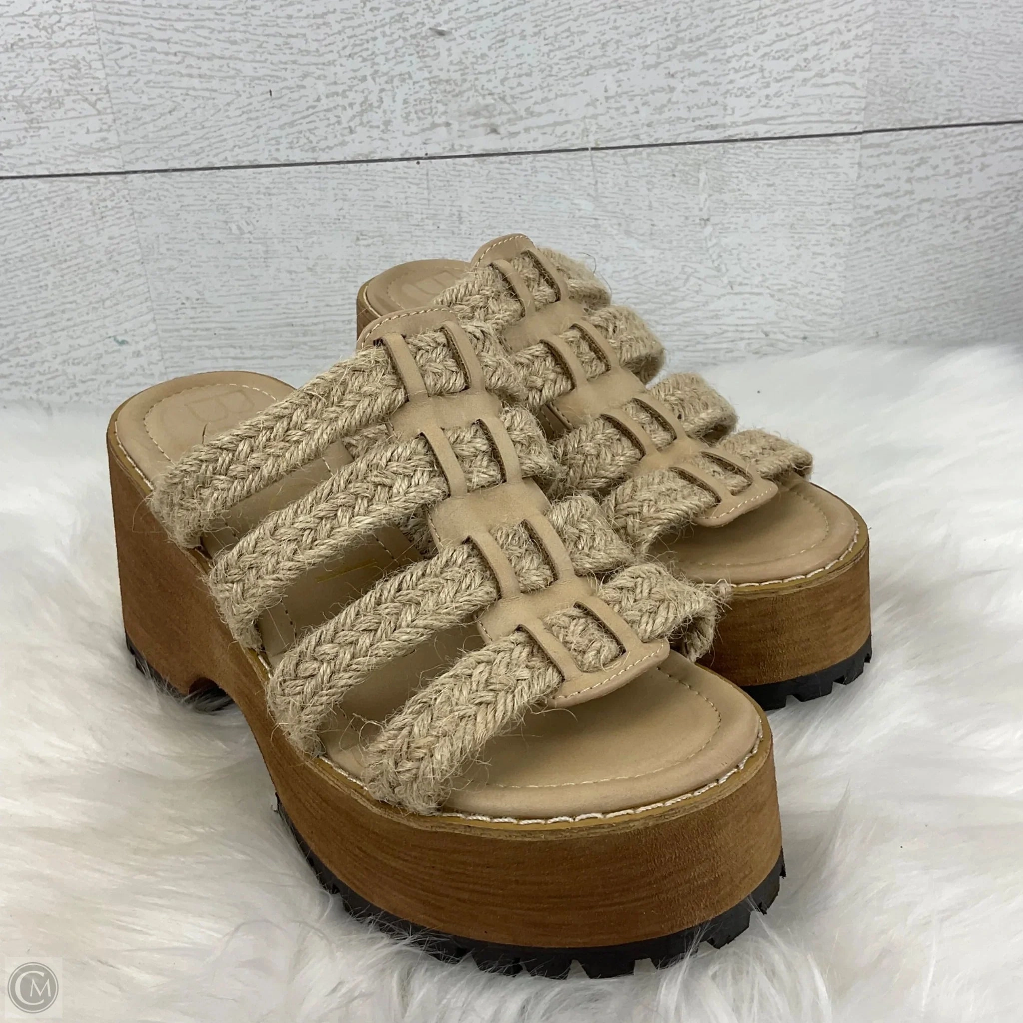 Sandals Heels Wedge By Matisse In Cream, Size: 8