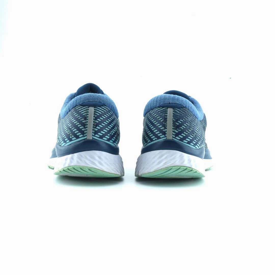 SAUCONY GUIDE 13