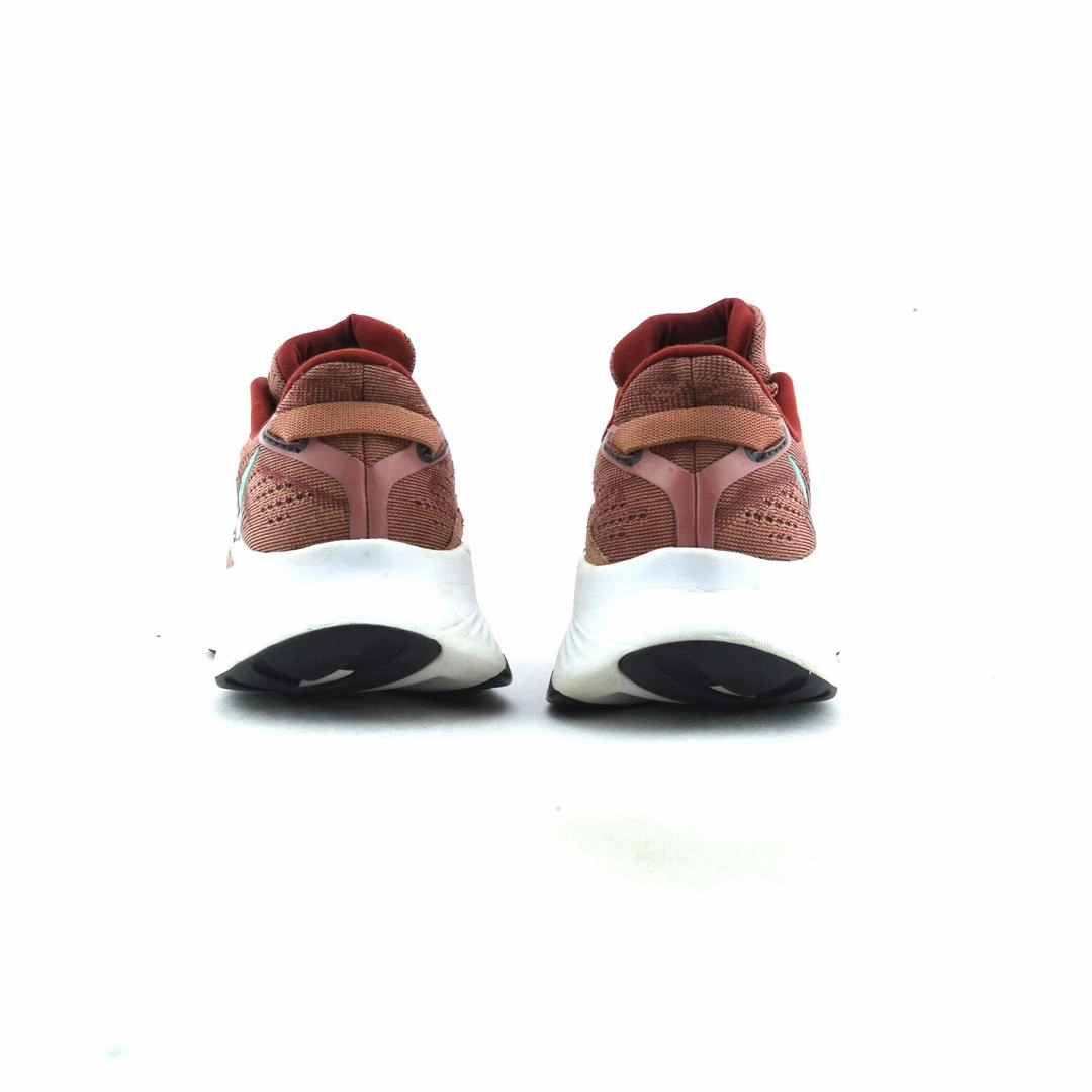 SAUCONY GUIDE 16