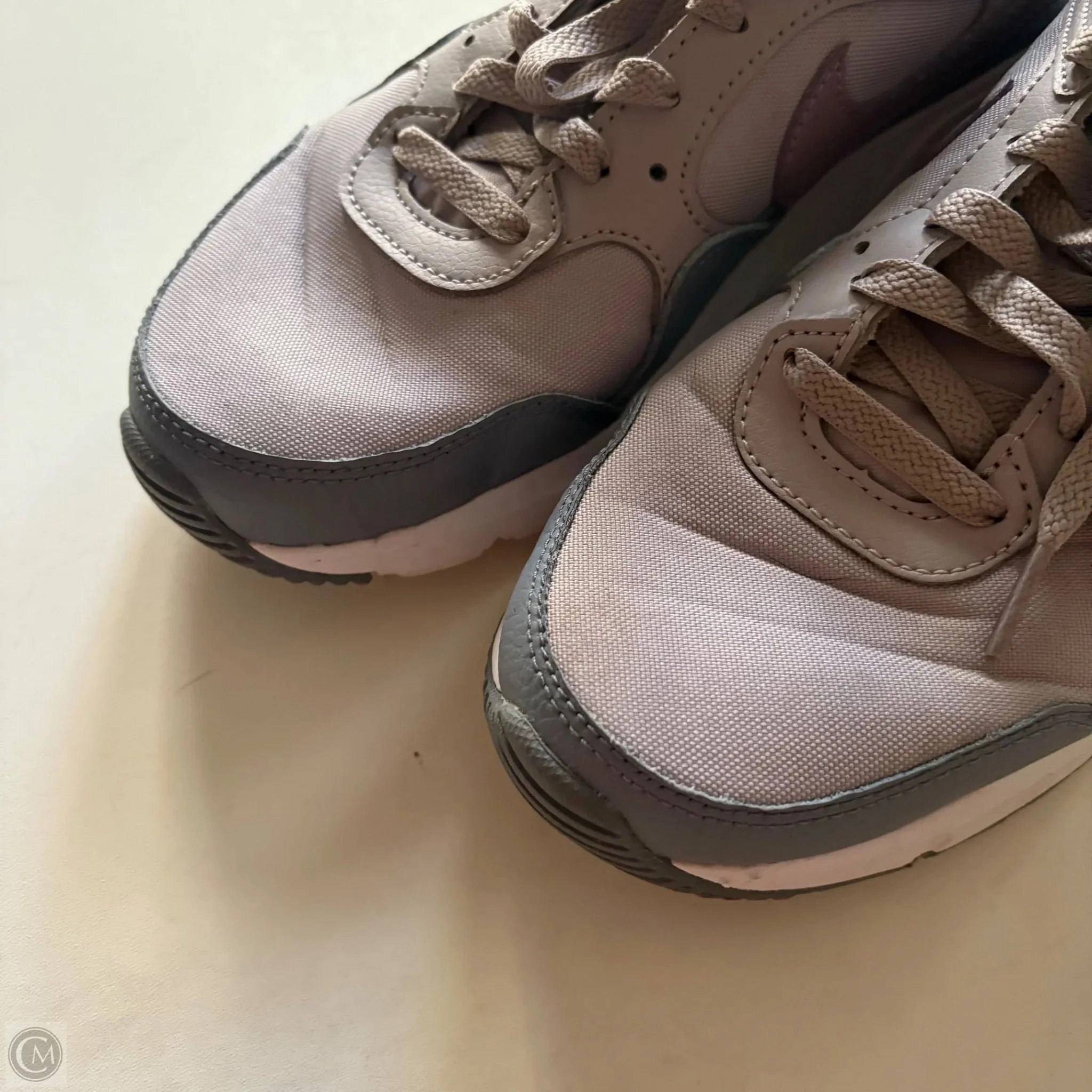 Shoes Athletic By Nike In Grey, Size: 9