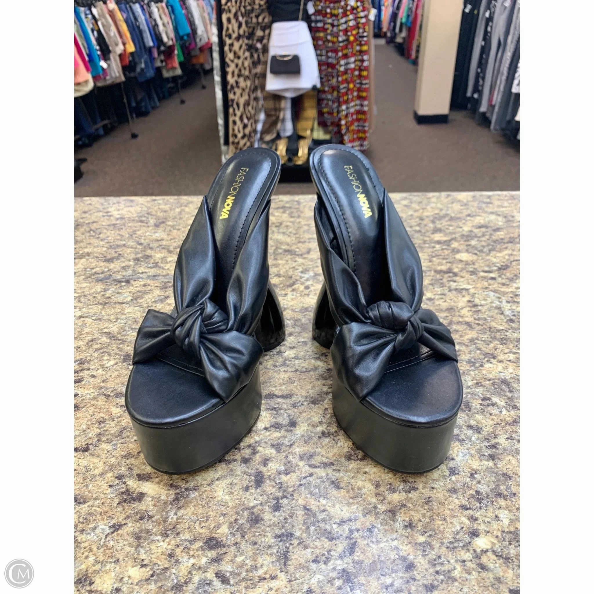 Shoes Heels Block By Fashion Nova In Black, Size: 8.5