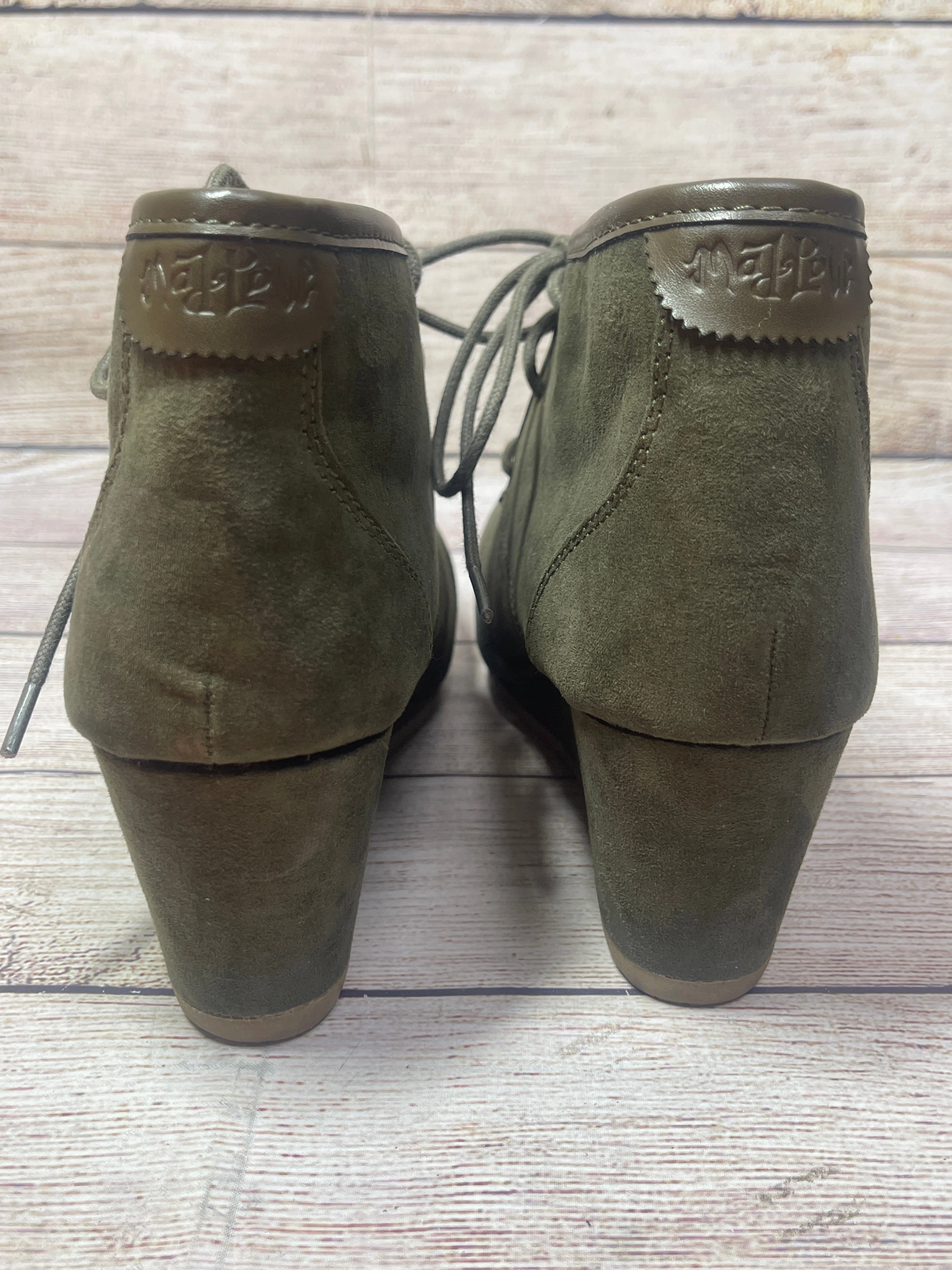 Shoes Heels Wedge By Mad Love In Green, Size: 9
