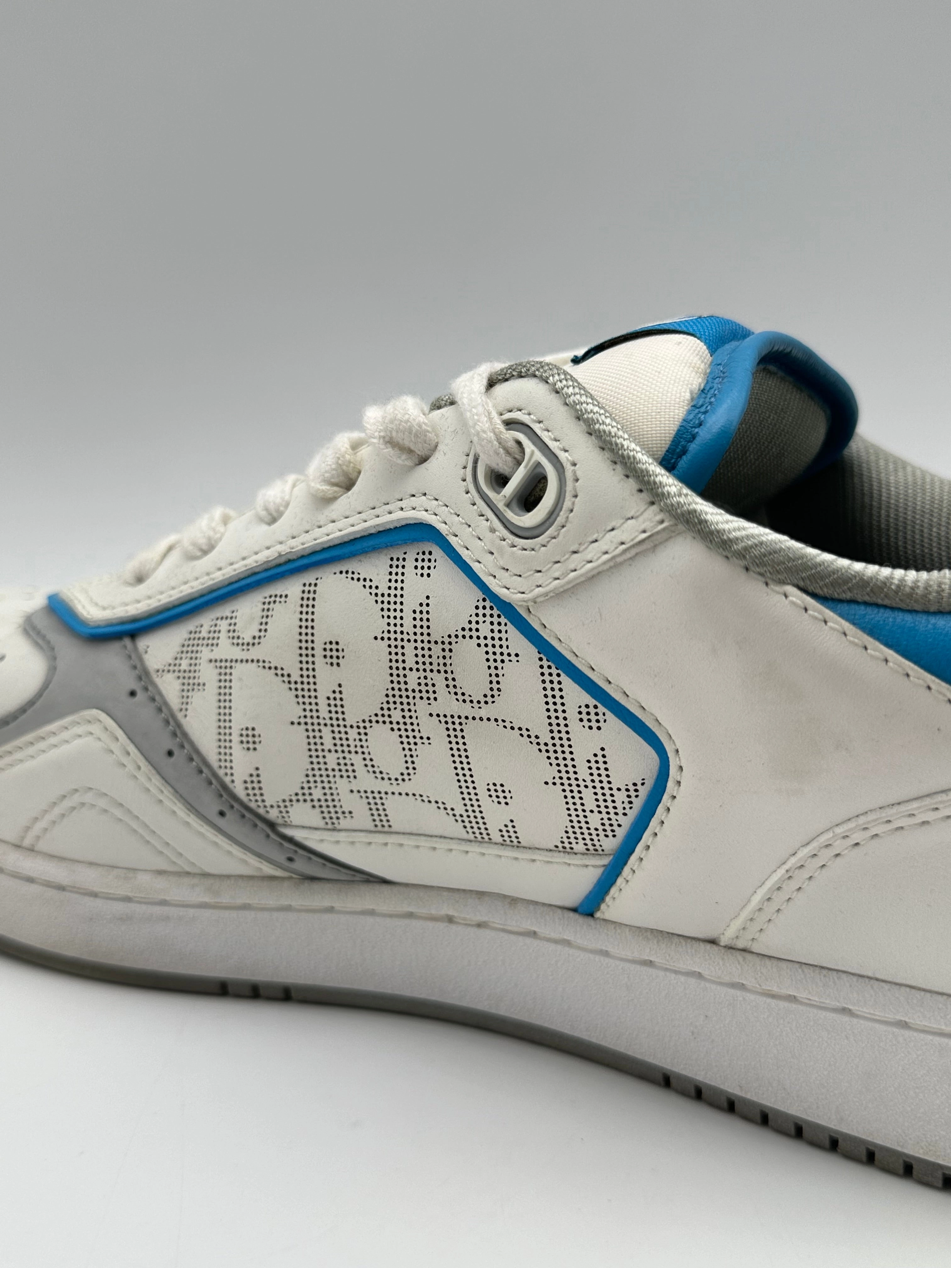 Sneakers Dior B27 Low-Top Bianco Con Dettagli Azzurri
