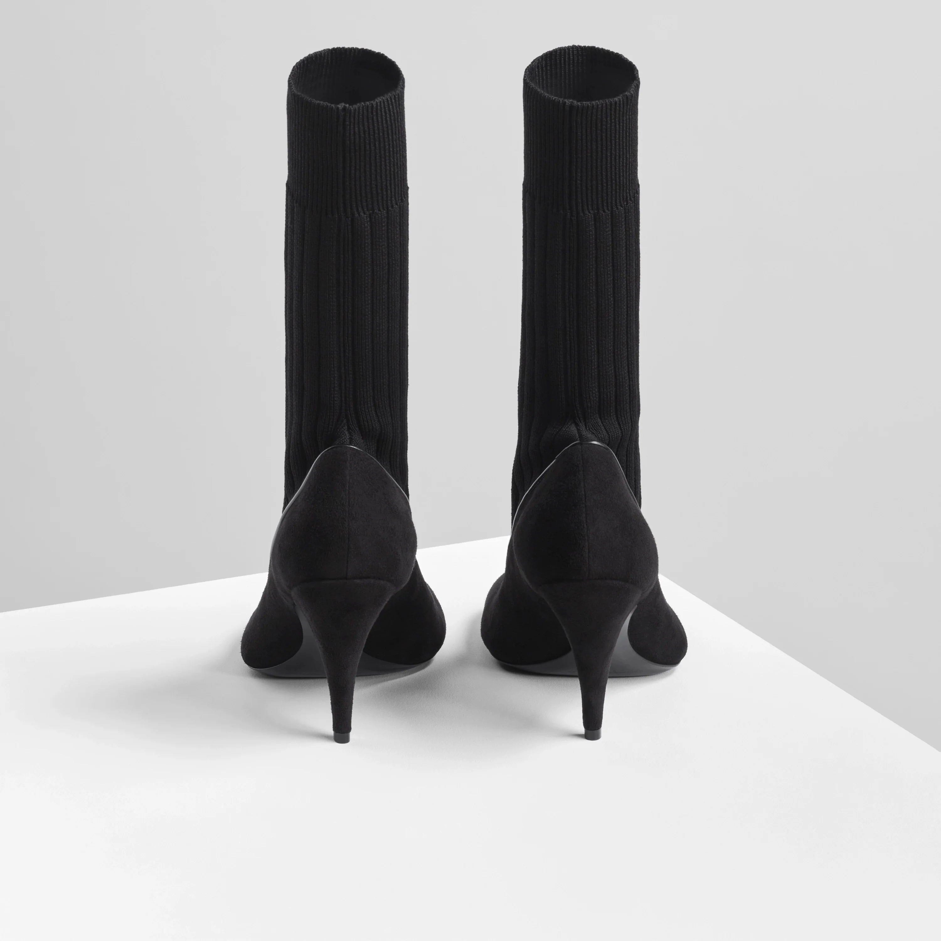 SOFT SOCK PUMP | black suede