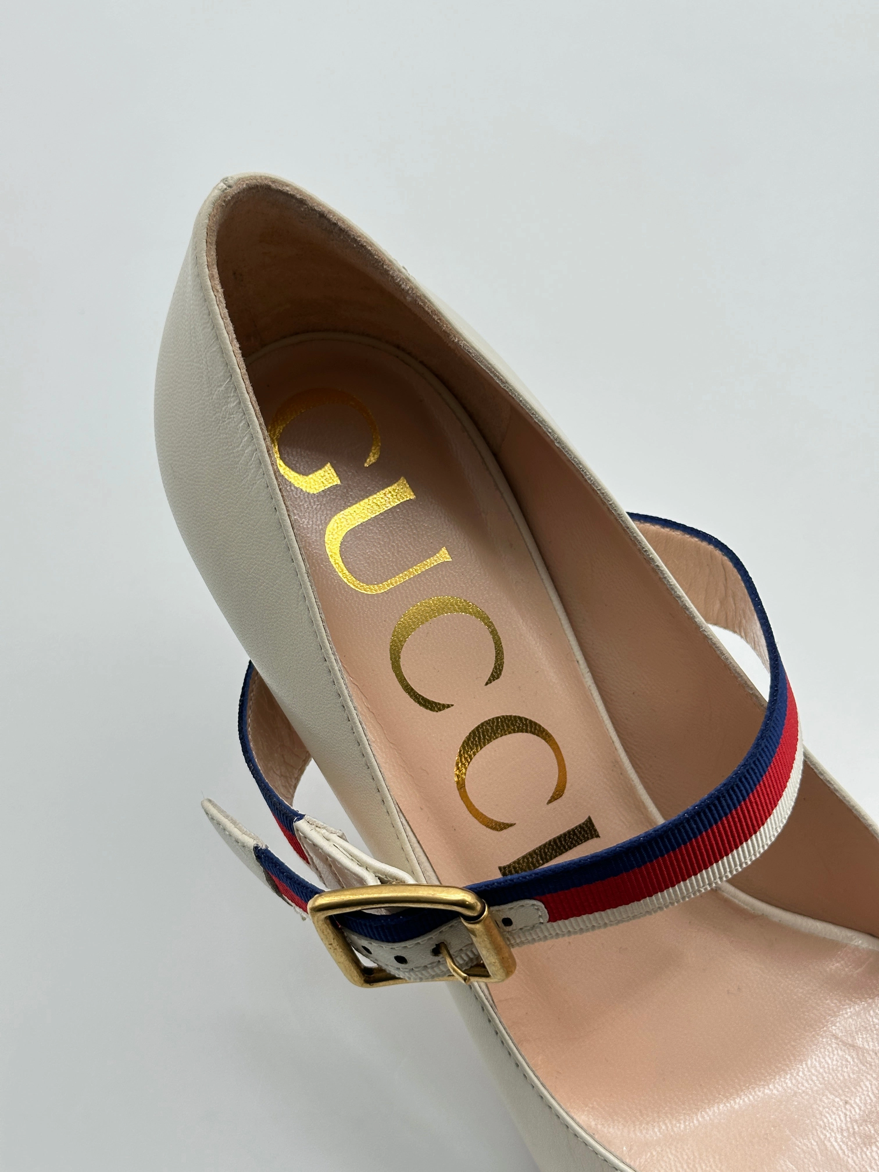 Sylvie Mary Jane Pump