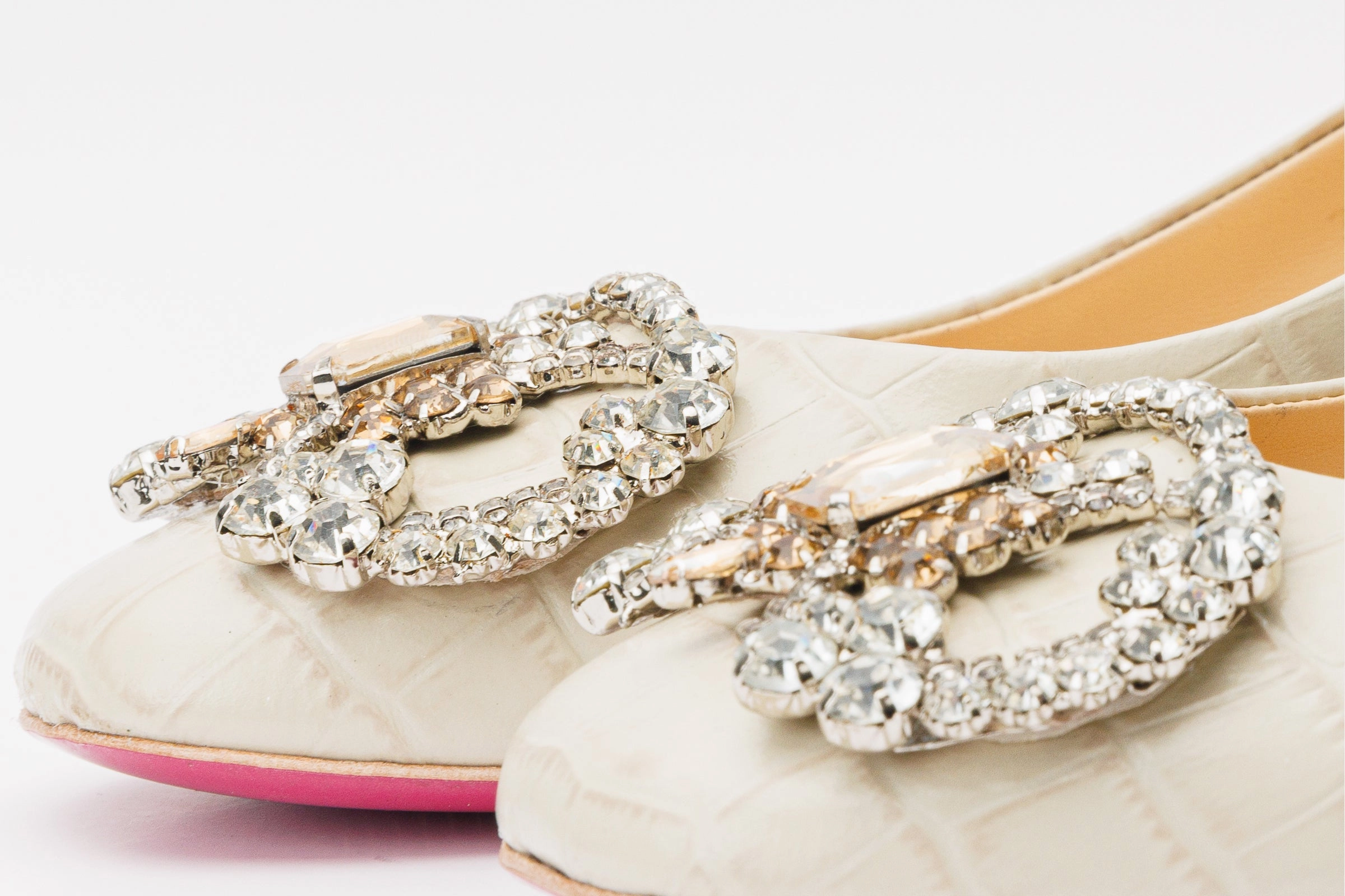 The Foggia Beige Leather Block Heel Pump Women Shoe