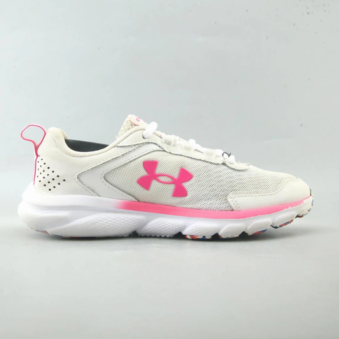 UNDER ARMOUR CHARGED ASSERT 9