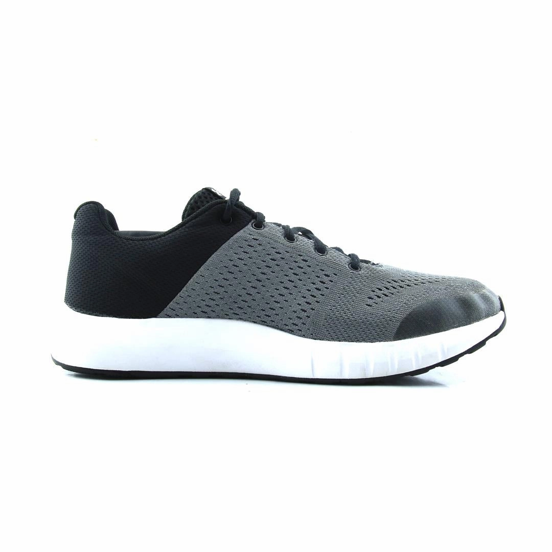 UNDER ARMOUR CHARGED PURSUIT
