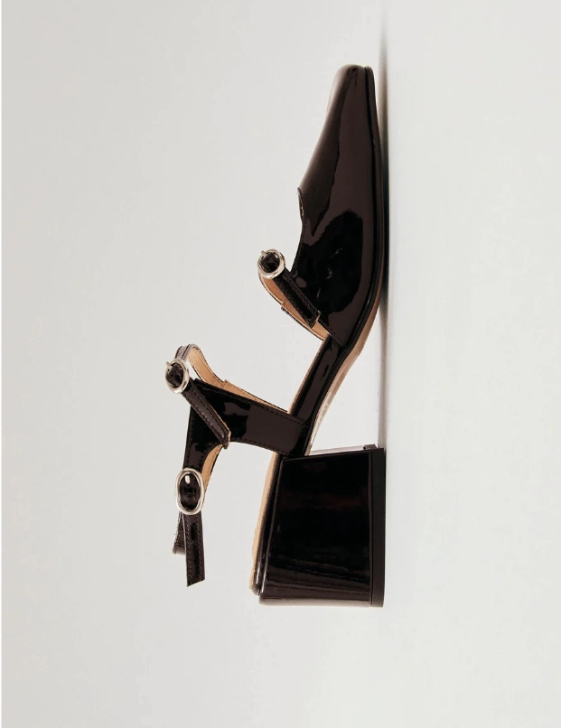 Withnee Onix Brown Leather Pumps